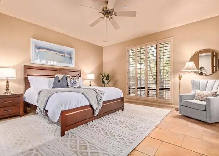 Rio Retreat Well Appointed Three Bedroom Three Bath * Rio Verde
