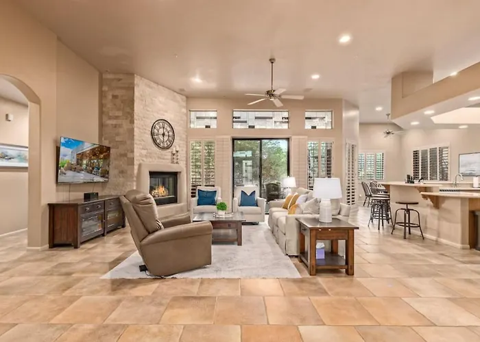Rio Retreat Well Appointed Three Bedroom Three Bath * Rio Verde